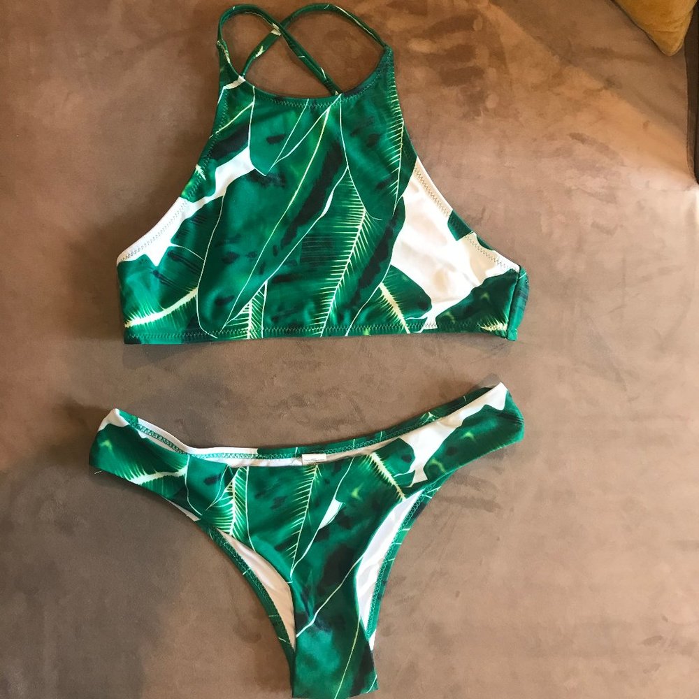 Palm Leaf Pattern Two-Piece Swimsuit